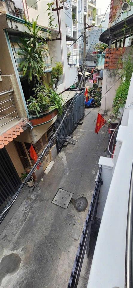 Nhà hẻm 3m âu dương lân p3. q8
