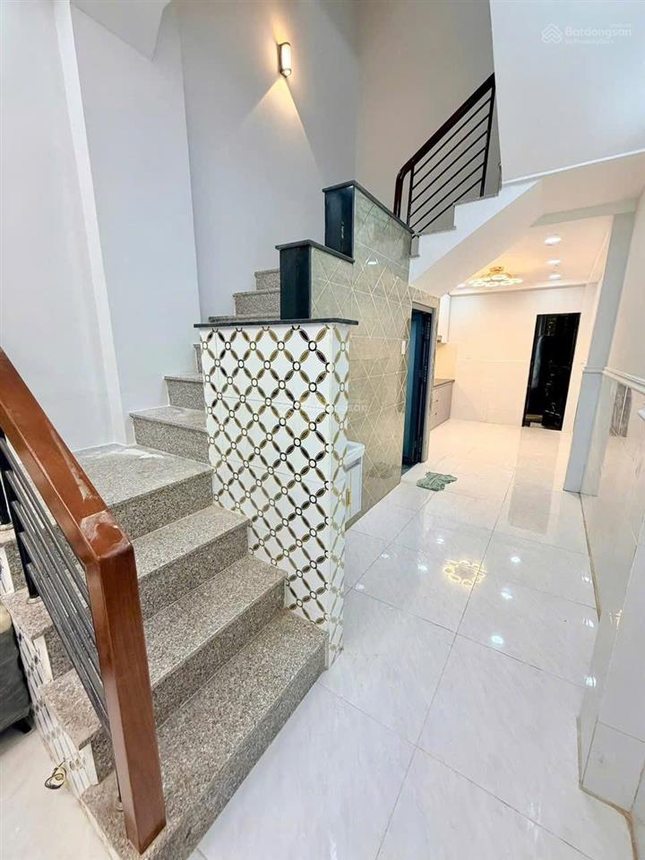 Nhà hẻm xe hơi hưng phú  p10 , q8