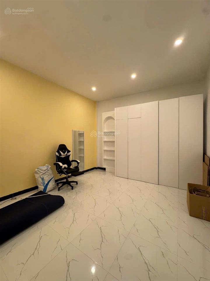 Nhà hẻm thông nguyễn duy p12 q8