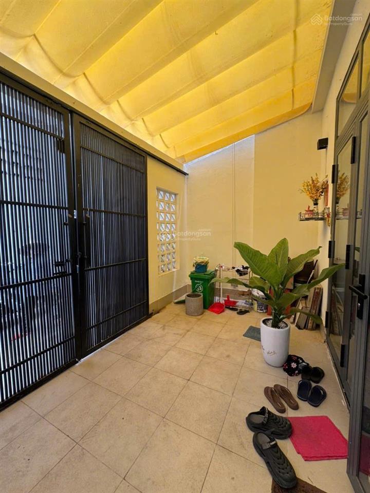 Nhà hẻm thông nguyễn duy p12 q8