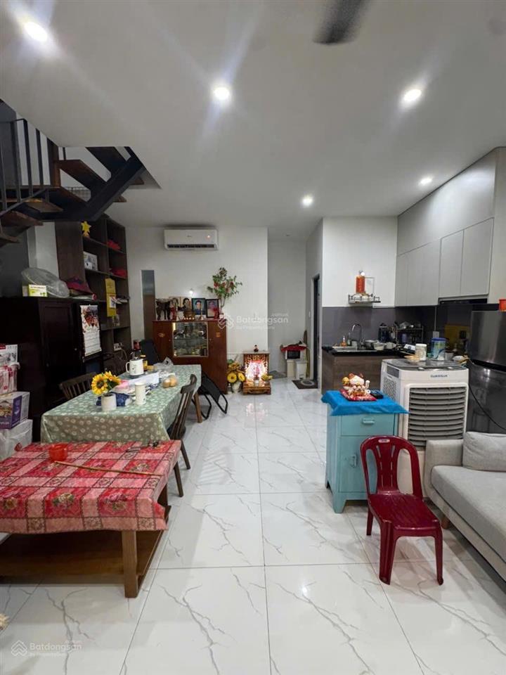 Nhà hẻm thông nguyễn duy p12 q8