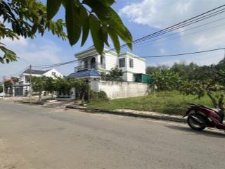 Bán đất diện tích 200m2 ngang 10 dài 20. sau lưng ủy ban huyện nhà bè cũ. chỉ 9,2 tỷ.