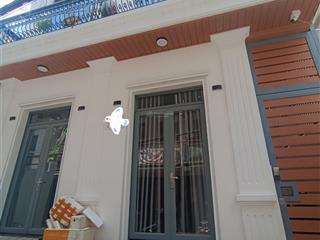 Nhà diện tích 120m2 quận 7. có 7 phòng trọ cao cấp mới cứng cho thuê dòng tiền 55tr/th. giá 8,4tỷ