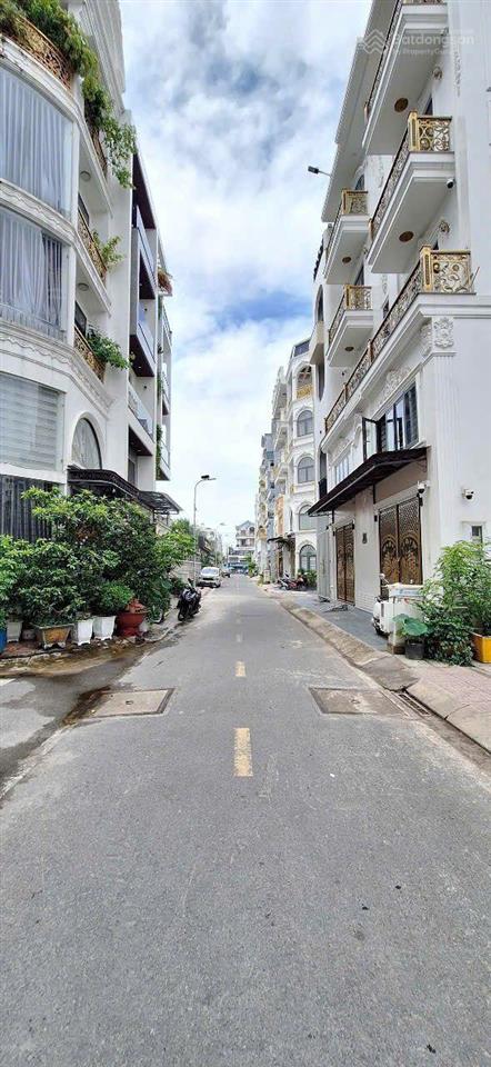 Bán gấp nhà riêng tại lê văn quới, 8,3 tỷ, 54,3m2, 5pn, 5wc, pháp lý đầy đủ