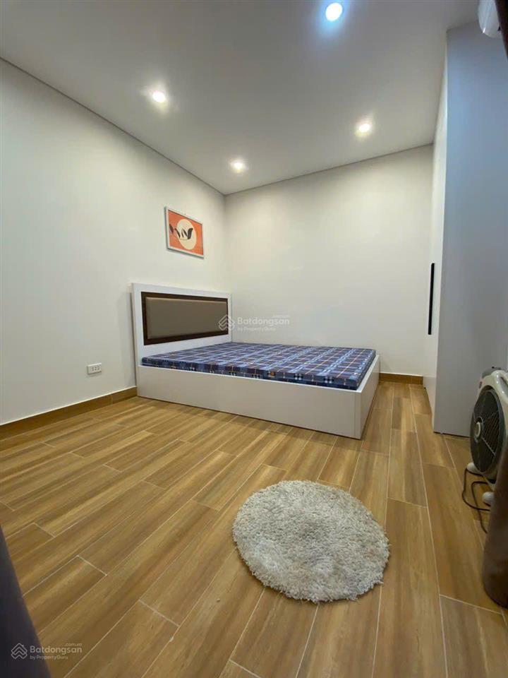 Bán cc hồng hà tower, 3,55 tỷ, 60m2, 2pn + 2wc, hàng hiếm tại view đẹp