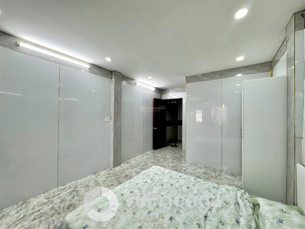 Bán nr tại 103 tân khai, 10,8 tỷ, 38m2, 3pn, 3wc, 5 tầng