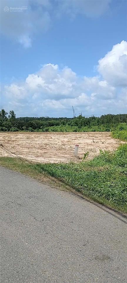Bán 1.000m2 đất vườn cây trôm nhỉnh 2 tỷ (chỉ hơn 2tr/m). vị trí mặt tiền nhựa