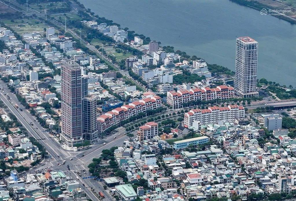 Chủ cần bán ngay căn studio với giá 2,950 tỷ full nội thất, view pháo hoa