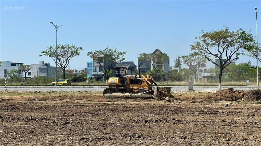 Bán đất nền võ chí công giá tốt nhất thị trường chỉ 45tr/m2, sẵn sổ