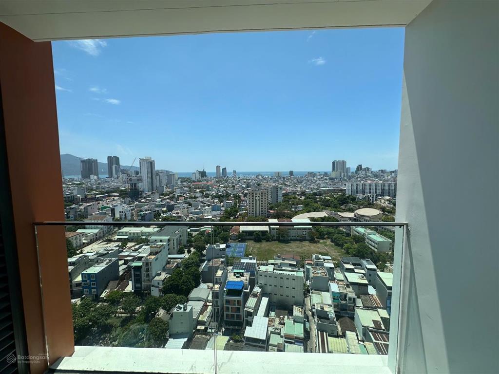 Studio duplex view biển, full nội thất, dọn vào ở ngay