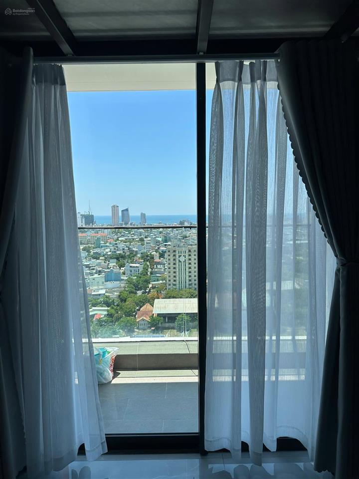 Studio duplex view biển, full nội thất, dọn vào ở ngay