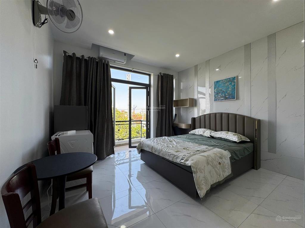 Khai trương căn hộ cao cấp ban công riêng  full nt giặt sấy  ngay vườn lài  nttu