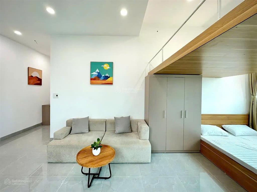 Duplex 2 không gian ngủ  view kính full nội thất  ngay nguyễn văn quá  trường