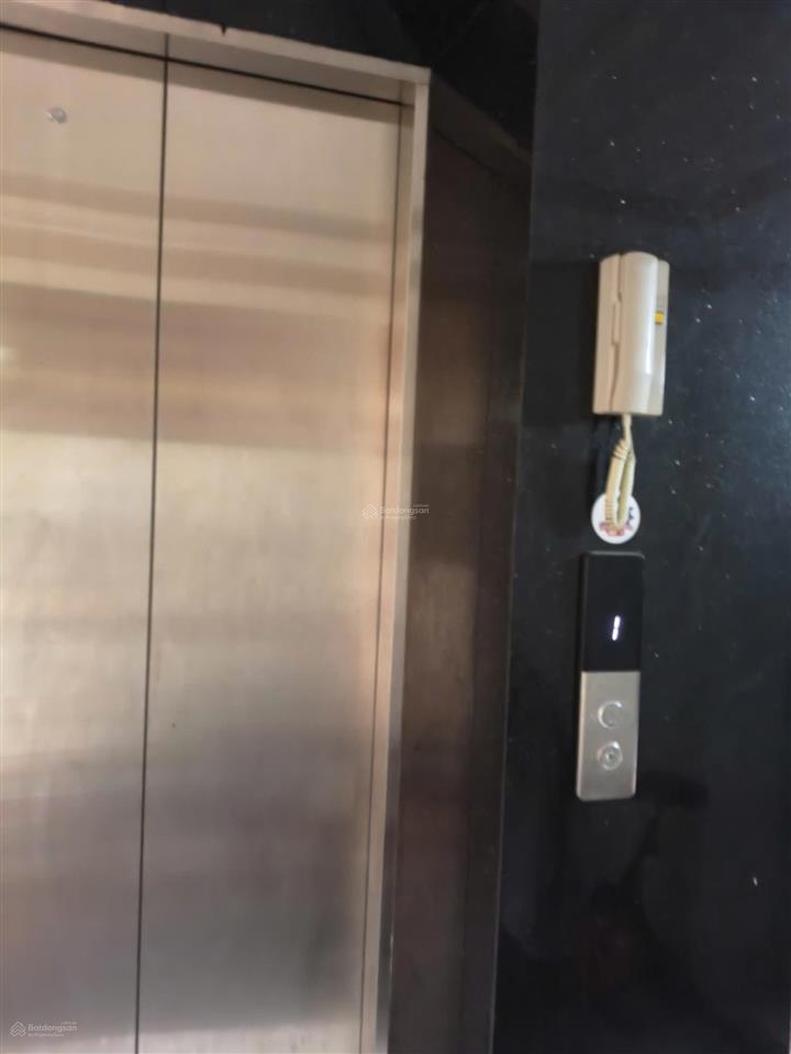 Chính chủ cần bán giải quyết công việc bán căn nhà 5 tầng 90m2 hà huy giáp thạnh lộc q12 hcm