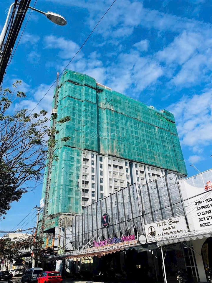 Chính chủ  giảm sâu 100tr  tặng 3 điều hoà  view biển  dt 64,9m2  2pn