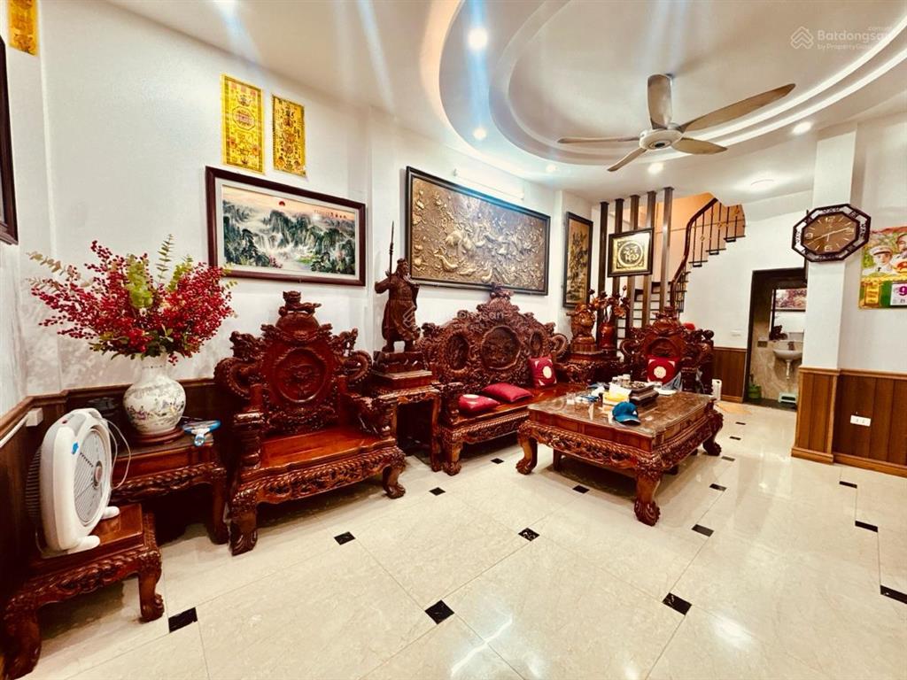 5 phút lên bờ hồ, minh khai gần phố, ngõ nông, siêu đẹp, mới keng, 2 thoáng, dân xây, 5 ngủ, 62m2*5