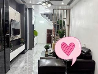 Ô tô tải đỗ cửa, hoàng mai ngõ rộng, nông, ô tô tránh dừng đỗ thoải mái, qh ổn định, sđcc, 62m2*5t