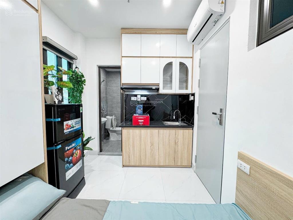 Siêu phẩm chdv thang máy, cách phố 200m, hai bà trưng, 2 thoáng, 11pn, full nội thất, pccc, 49,6m2