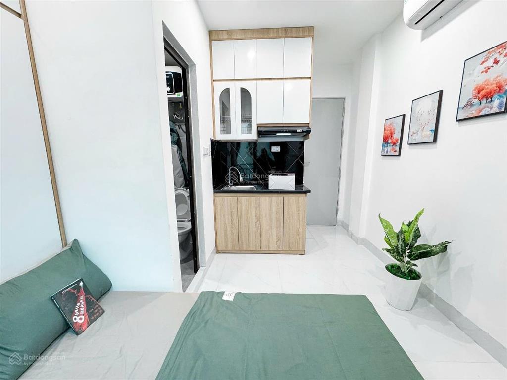 Siêu phẩm chdv thang máy, cách phố 200m, hai bà trưng, 2 thoáng, 11pn, full nội thất, pccc, 49,6m2