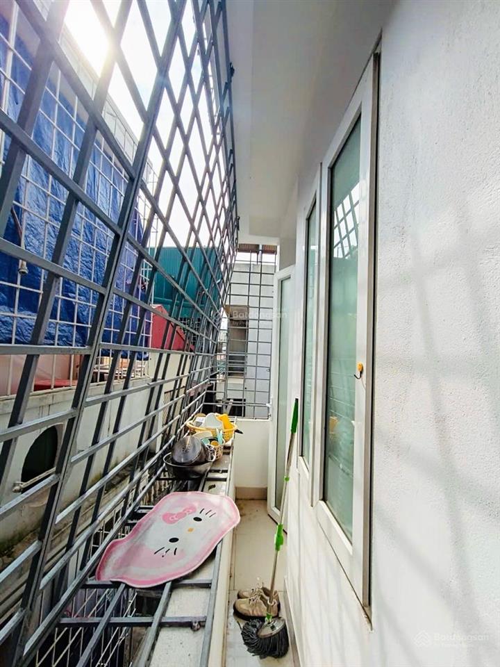 Gần mặt phố, chdv đại la, mặt ngõ kinh doanh, trước nhà rộng, thoáng, 50m2*5t, 8 pn, sđcc