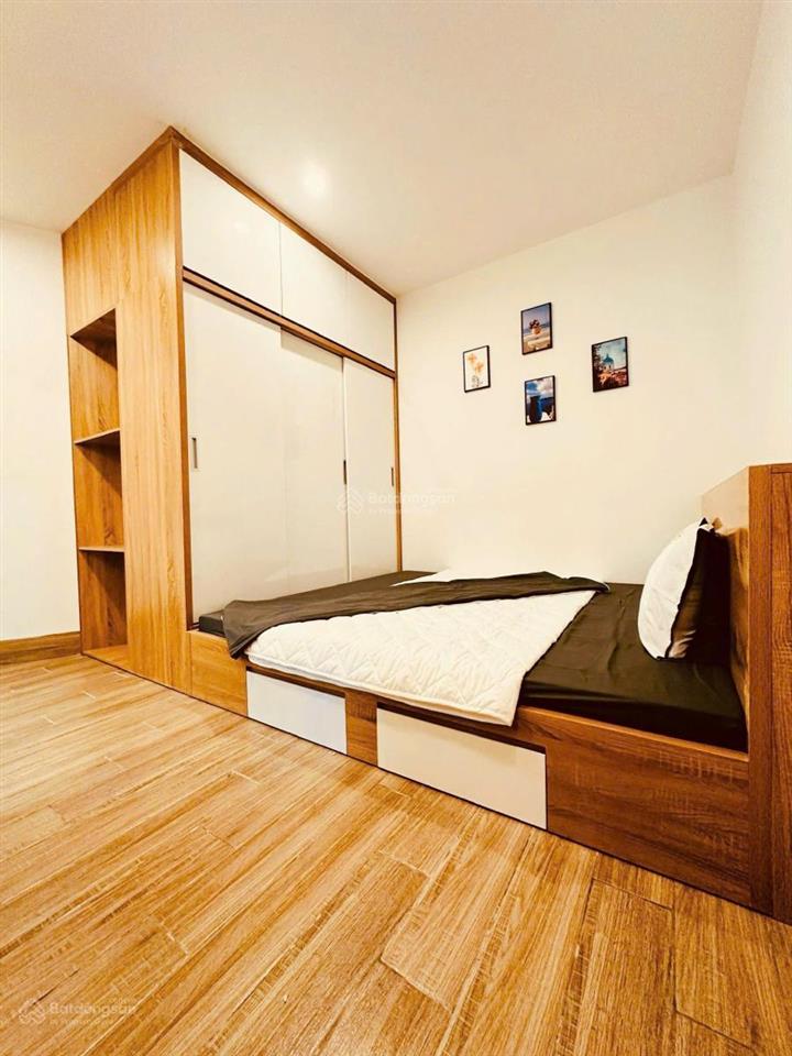 Đầu tư ngay chdv 5t thang máy hai bà trưng, 10m ra ô tô, 8pn khép kín, gần bách kinh xây, sđcc