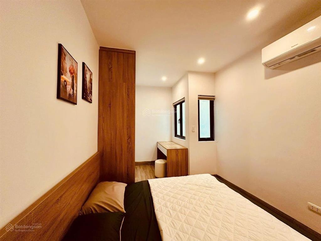 Đầu tư ngay chdv 5t thang máy hai bà trưng, 10m ra ô tô, 8pn khép kín, gần bách kinh xây, sđcc