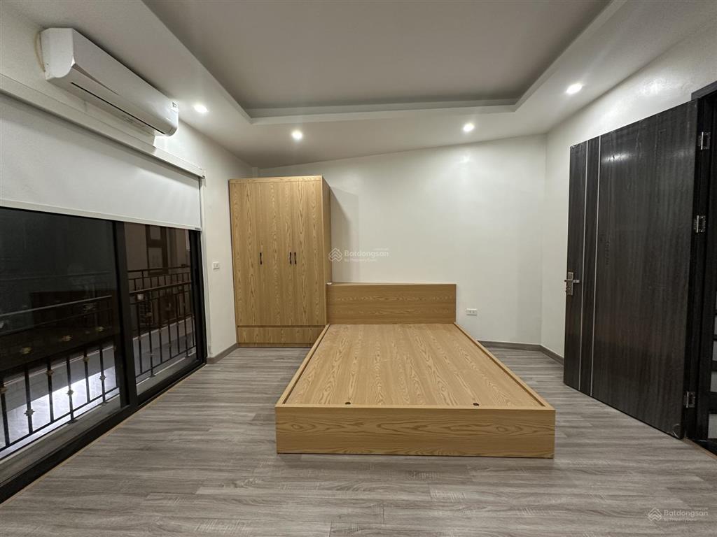Bán nhà vĩnh tuy hàng xóm times city, lô góc 1p ra mặt phố, sổ đẹp, full nội thất 38m2 x 5 tầng