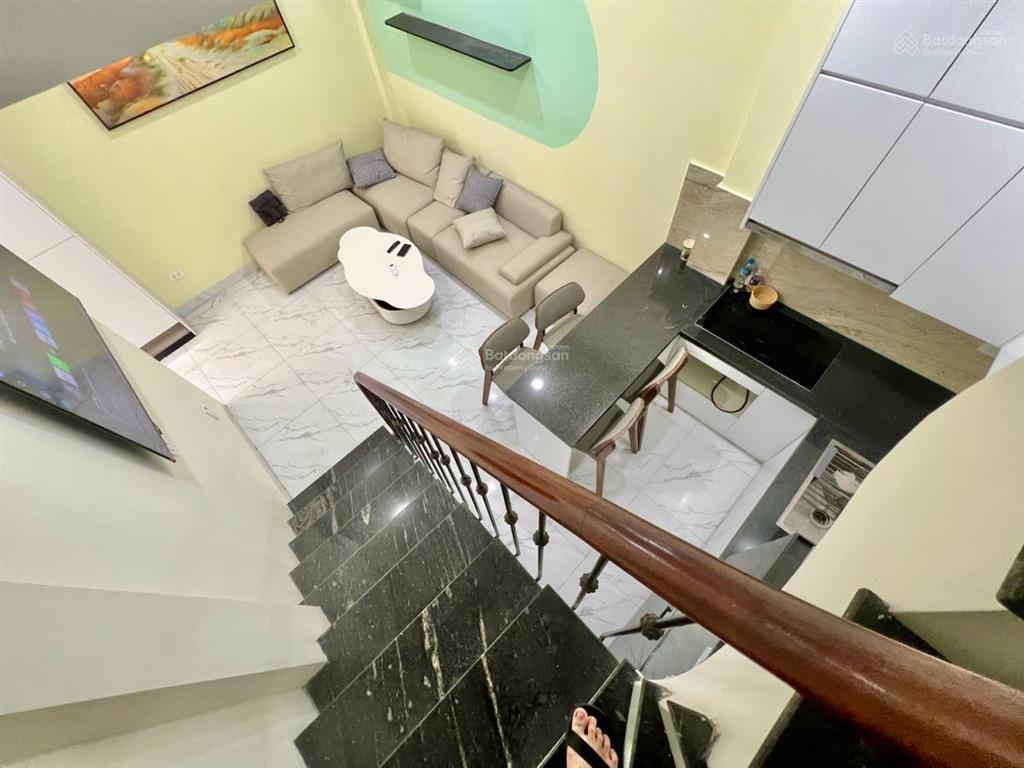 Vf3 đỗ cửa, trương định vị trí đẹp, ngõ thẳng, thoáng, không qh, sân riêng, 37m2*5t, chỉ có 6,86tỷ