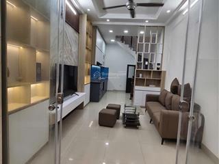 Bán nhà trương định, 15 phút lên phố cổ, gần trường học, bến xe, sđcc, 42m2*5t, chỉ 8,2tỷ(có tl)