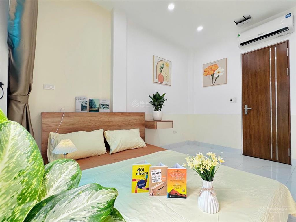 Tòa dòng tiền tam trinh, hoàng mai 8 tầng thang máy 12pkk, 2 thoáng, full nội thất, pccc đạt chuẩn