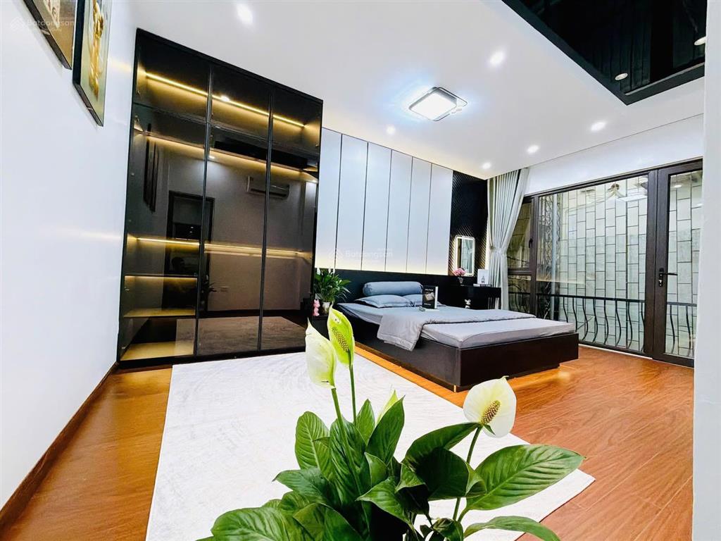 Nhà hiếm minh khai, ngõ nông, mt rộng 5,6m, sđcc, không qh, không lỗi phong thuỷ, nhà mới, 3 ngủ