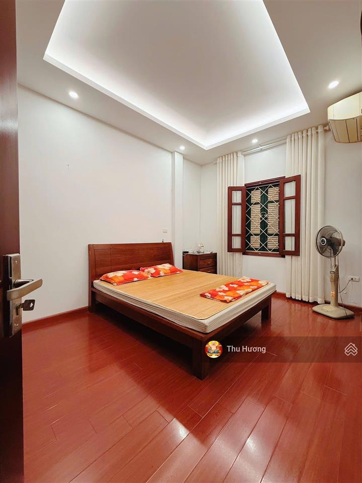 Nhà lô góc bạch mai, ngõ thông 10m ra ô tô tránh, gần hồ võ thị sáu 45m2 x 5 tầng, nhiều tiện ích