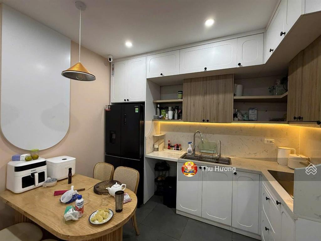 Bán nhà phố trương định 30m ra ô tô, 2 thoáng, sđcc 42m2 x 5t nhà mới full nội thất