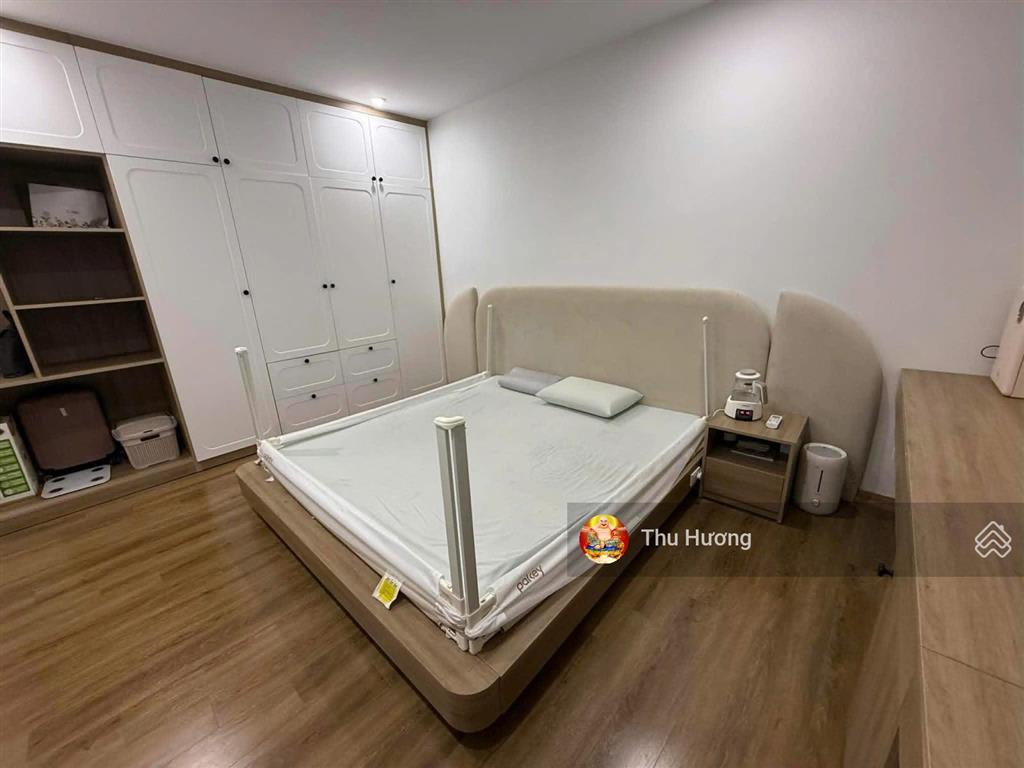 Bán nhà phố trương định 30m ra ô tô, 2 thoáng, sđcc 42m2 x 5t nhà mới full nội thất