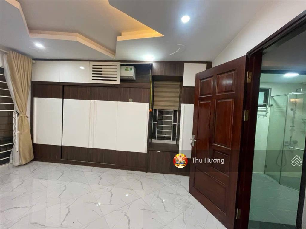 Lô góc minh khai, 30m ra phố, kd, ngõ thông, 2 thoáng, đẹp, tương lai ra phố, sđcc, 35m2*5t