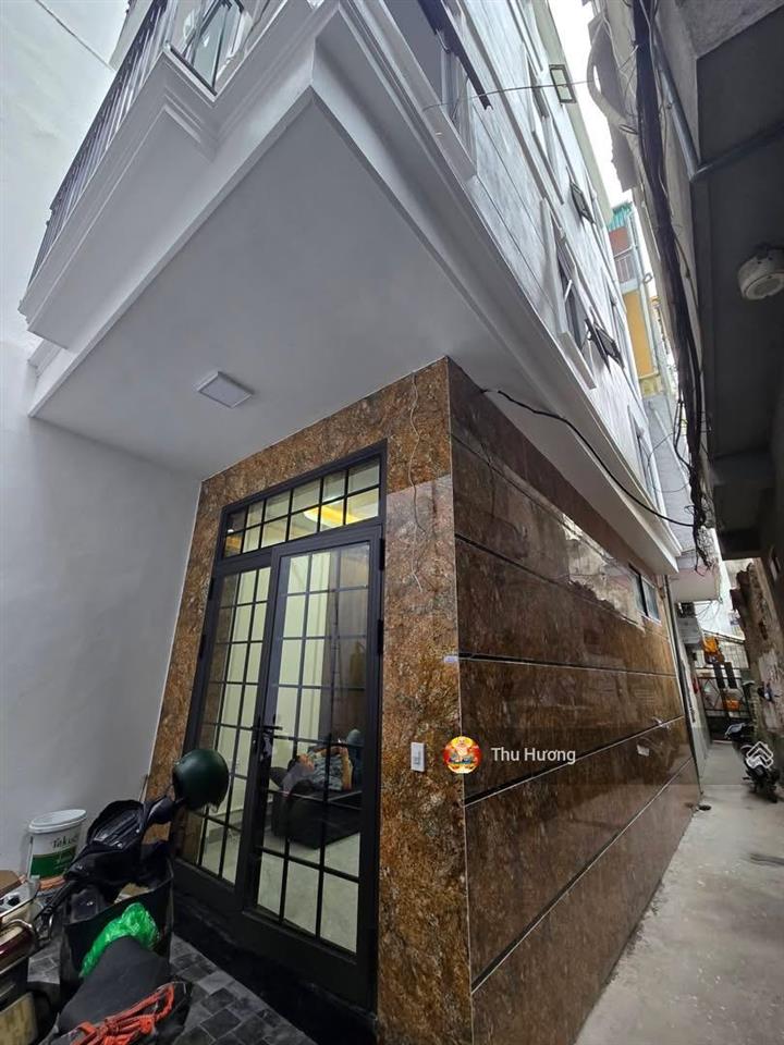 Thang máy 6t, lô góc hai bà trưng, 2 thoáng, ngõ nông, thông, không qh, không lỗi, sđcc, 37m2*6t