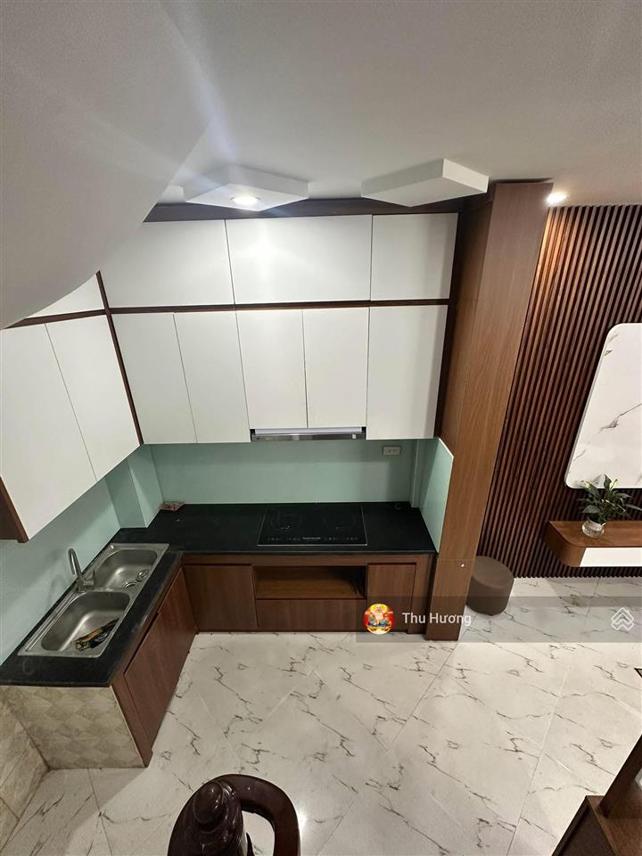 Lô góc, hoàng mai, gần ô tô đỗ, ngõ rộng, thoáng, cạnh time city, kccc, full nội thất, sđcc, 40m2,