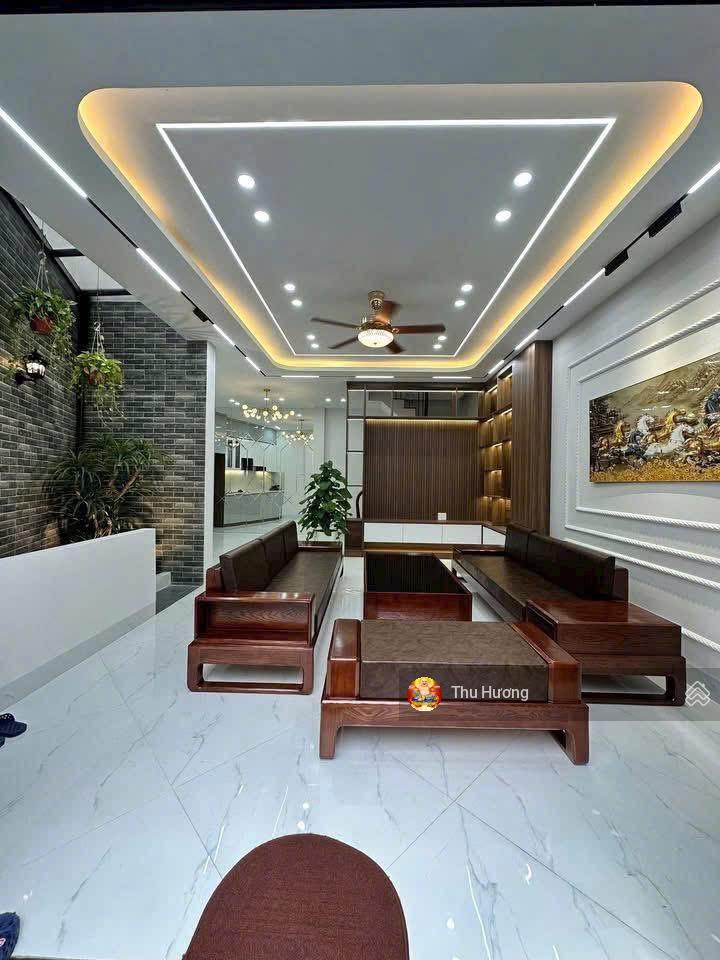 Ngõ minh khai, 2 thoáng, ô tô tránh, kd, mặt tiền 5m, sđcc, nhà mới 5 tầng đủ công năng, times city