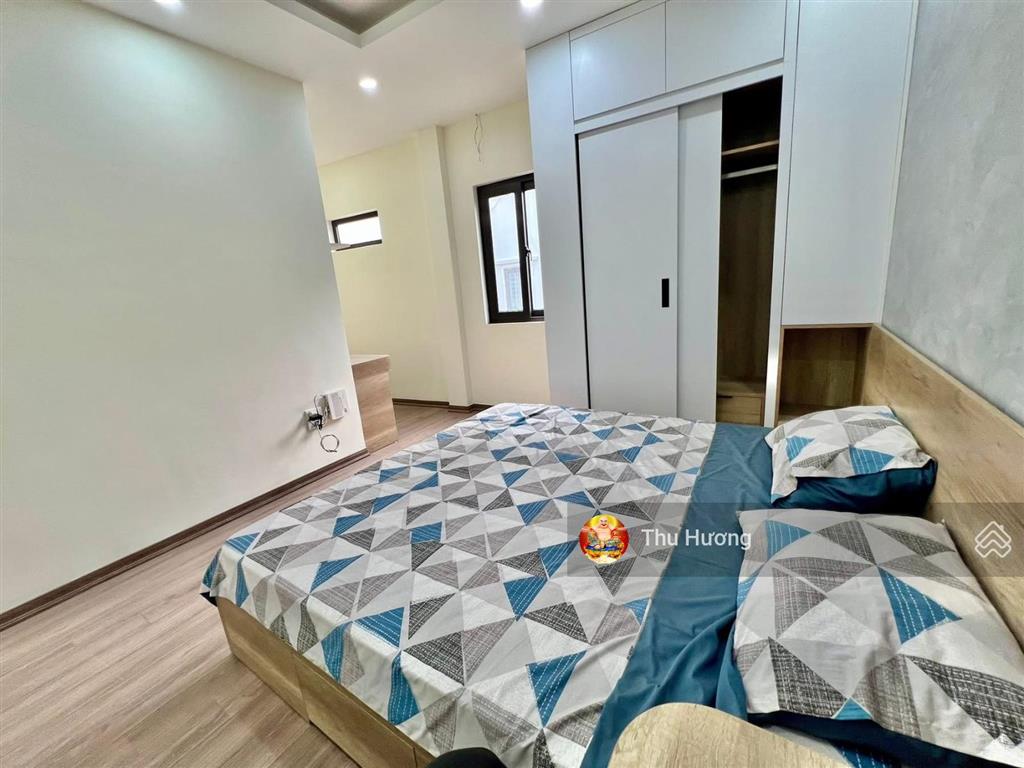 Vf3 đỗ cửa, trương định vị trí đẹp, ngõ thẳng, thoáng, không qh, sân riêng, 37m2*5t, chỉ có 6,86tỷ