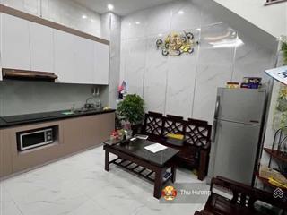 Ngõ thông minh khai, vài bước ra phố, kinh doanh, vị trí đẹp, mặt tiền khủng 4,8m, 5 tầng*30m2,