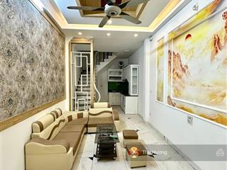 Bán nhà 7,55 tỷ, hoàng mai, dân xây, btcc, full nội thất, ở ngay, sđcc, không qh, 5 tầng * 35m2
