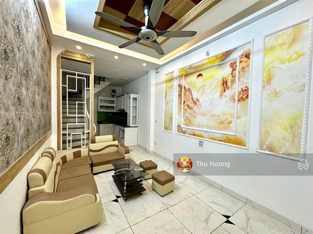 Nhỉnh 7 tỷ, hoàng mai 2 mặt thoáng, không qh, dân xây, full nội thất, ở ngay, sđcc, 5 tầng * 35m2