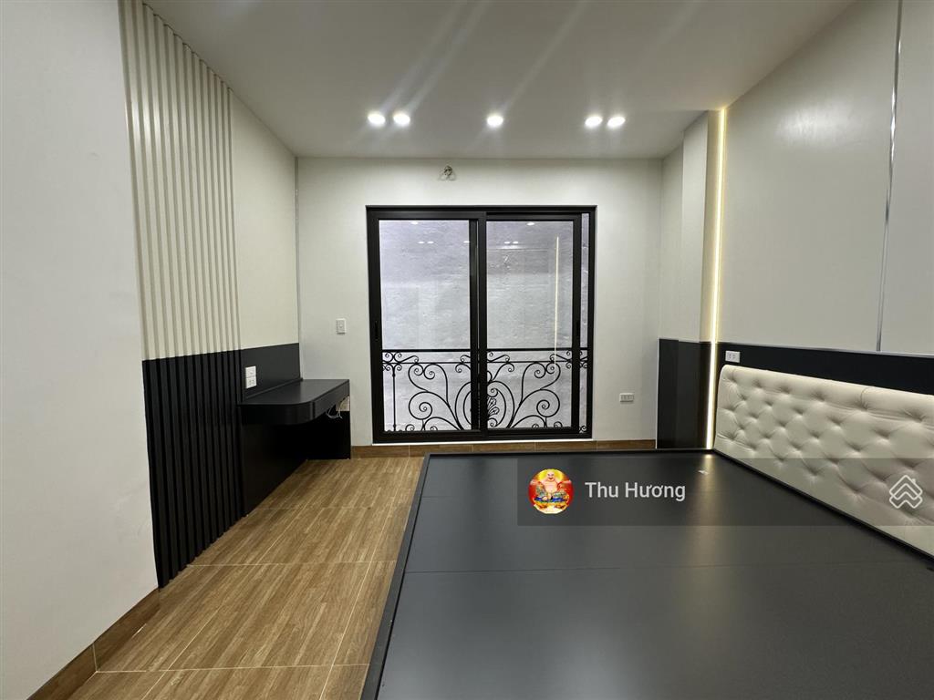 6,3 tỷ nhà hòa bình 7  minh khai, 2 thoáng ngõ thông, 3 ngủ full nội thất, sđcc, qh ổn định