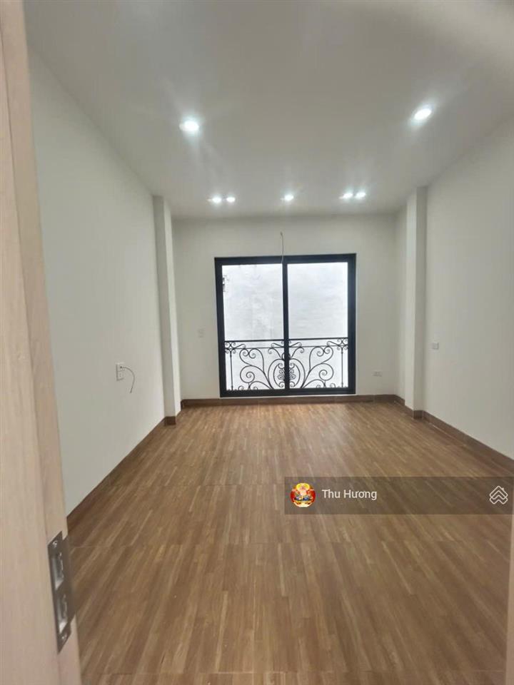 6,3 tỷ nhà hòa bình 7  minh khai, 2 thoáng ngõ thông, 3 ngủ full nội thất, sđcc, qh ổn định
