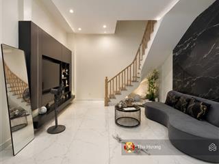 Phố 8/3 giao kim ngưu, phân lô ô tô kinh doanh, 2 thoáng 3 ngủ tặng nt, sđcc 5t mặt tiền 4m