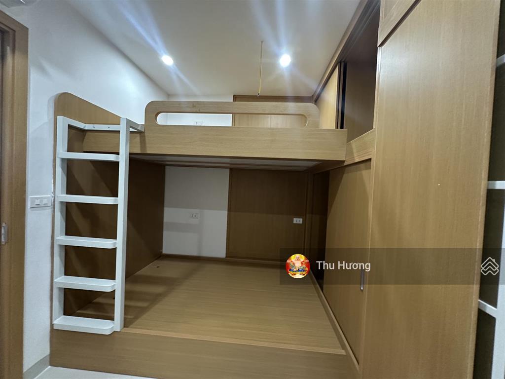 Chdv hoàng mai, 2 thoáng ngõ thông 20m ra ô tô, 6t thang máy 800tr/năm, gpxd đạt chuẩn