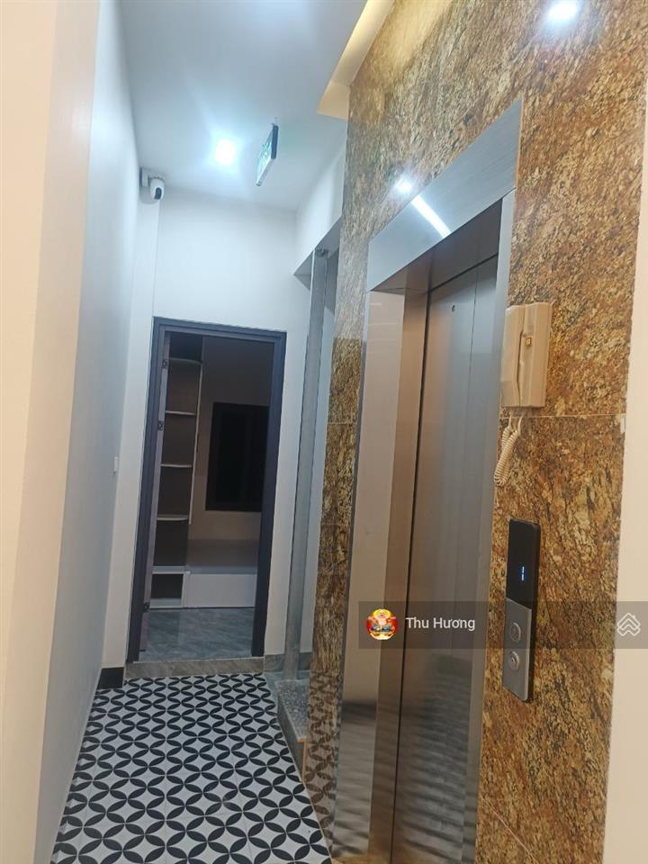 Có 9,93tỷ sở hữu chdv lê thanh nghị 20m ra ô tô, thang máy, k qh, pccc đủ, sđcc, dt 55tr/th, thoáng