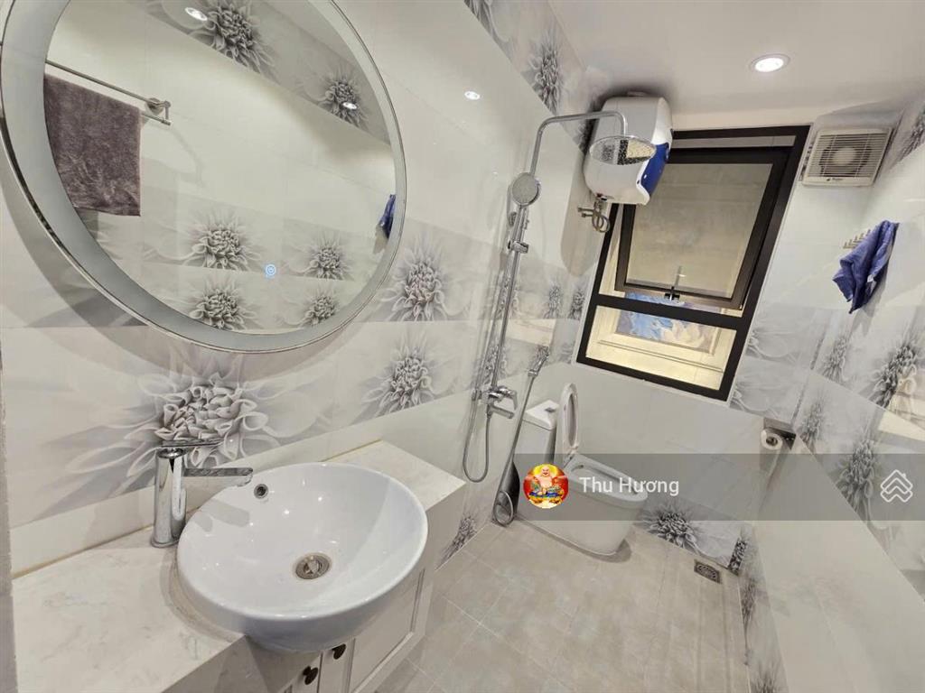 Giá đầu tư! trương định 2 thoáng 5p ra hồ đền lừ, sân riêng, sổ 43m2 đủ công năng, qh ổn định