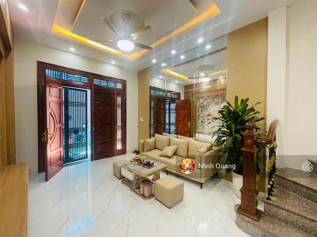 Bán nhà hoàng mai, ngõ 3m, 20m ra ô tô tránh thông nguyễn đức cảnh, sđcc, qh ổn định, đủ công năng