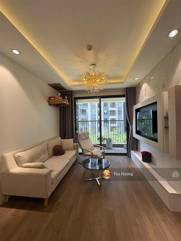 Căn hộ cao cấp 2 ngủ, sky garden, tầng thấp, chủ tặng nội thất, sđcc, 74m2, khách chỉ việc về ở
